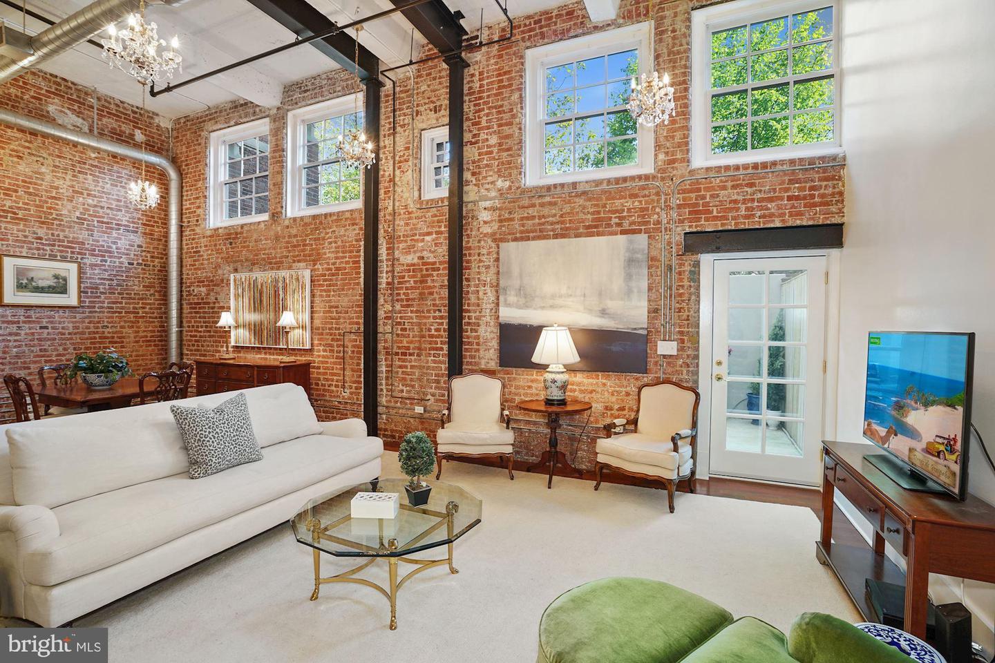 Exposed Brick Dc Insane Exposed Brick Loft On Capitol Hill 660000 7657