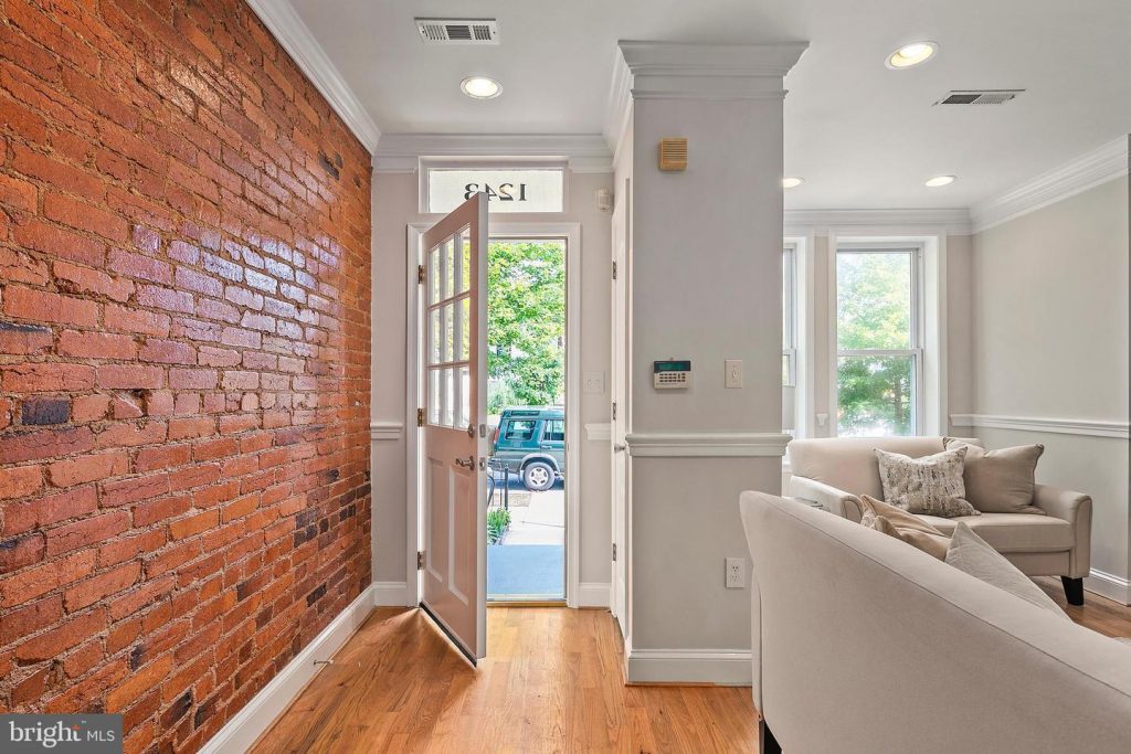 Exposed Brick DC | Five DC Homes with Exposed Brick on the ...